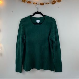 Green Old Navy Sweater